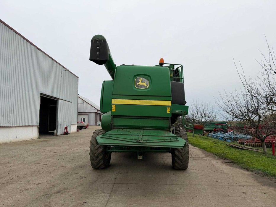 De vanzare combina John Deere W540