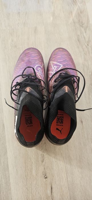 Ghete de fotbal Puma