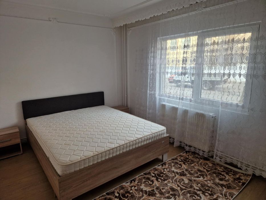 Apartament de închiriat