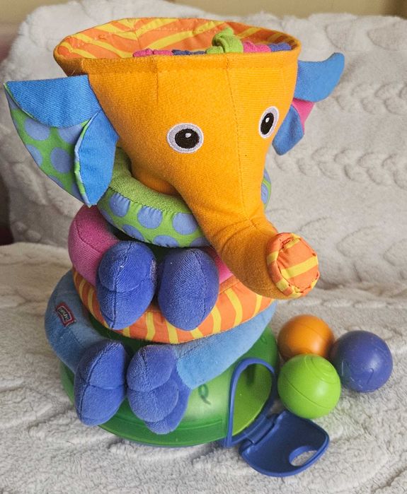 Музикално слонче Tiny Love Stack & Ball Elephant