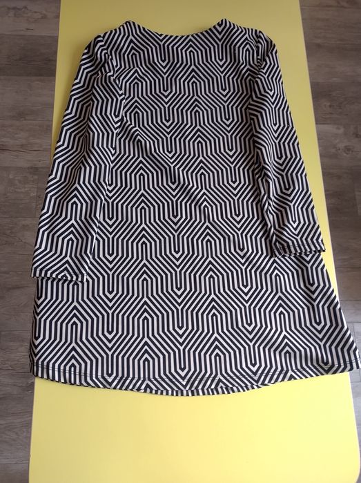 Продавам 5 рокли