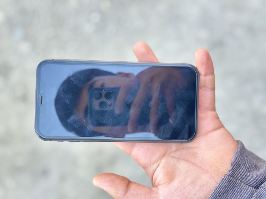 iphone 11 sotildi 3mln