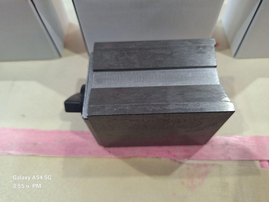 Магнитна  стойка