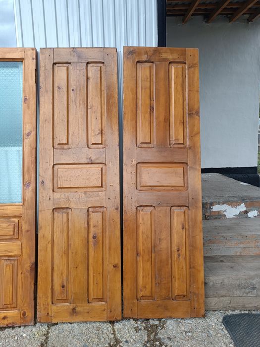 Продам деревянные двери