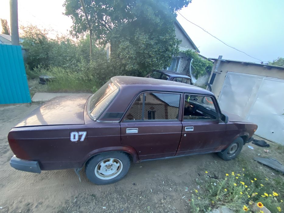 Продам ваз 2107  инжектор