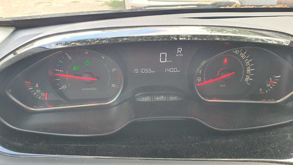 Peugeot 208 1.4 HDi Automat – 2012 – 191.055 km