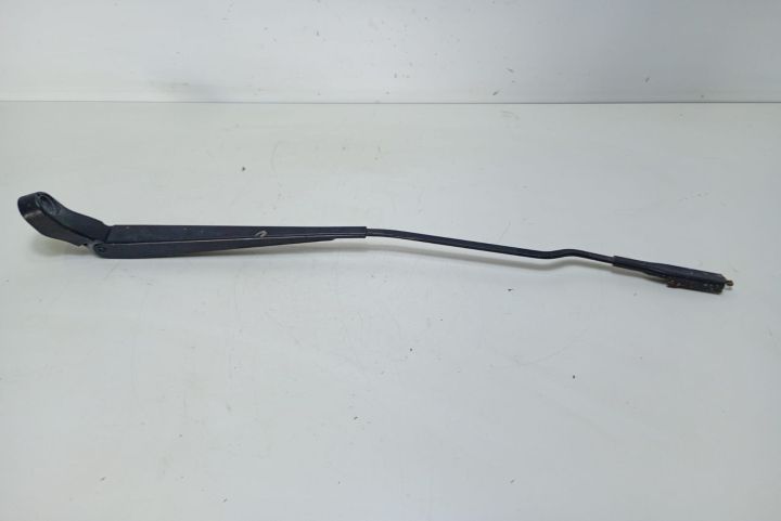 Brat  stergator parbriz dreapta A6398200844 Mercedes-Benz Vito W639