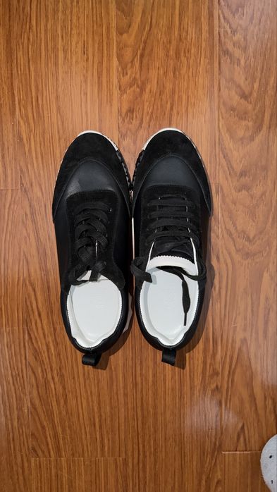 Hermes bouncing 43