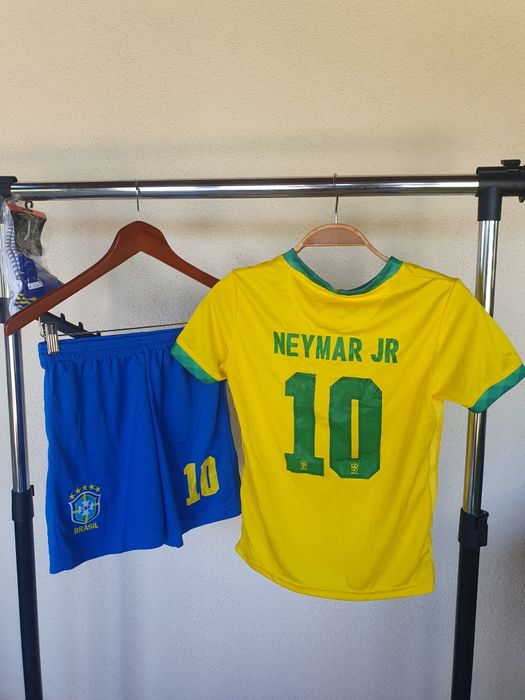 Vând compleu fotbal Neymar, Vini JR,Bellingham copii