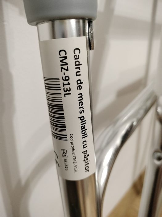 Cadru metalic pliabil, cu pasitor. reglabil la înălțime, din aluminiu