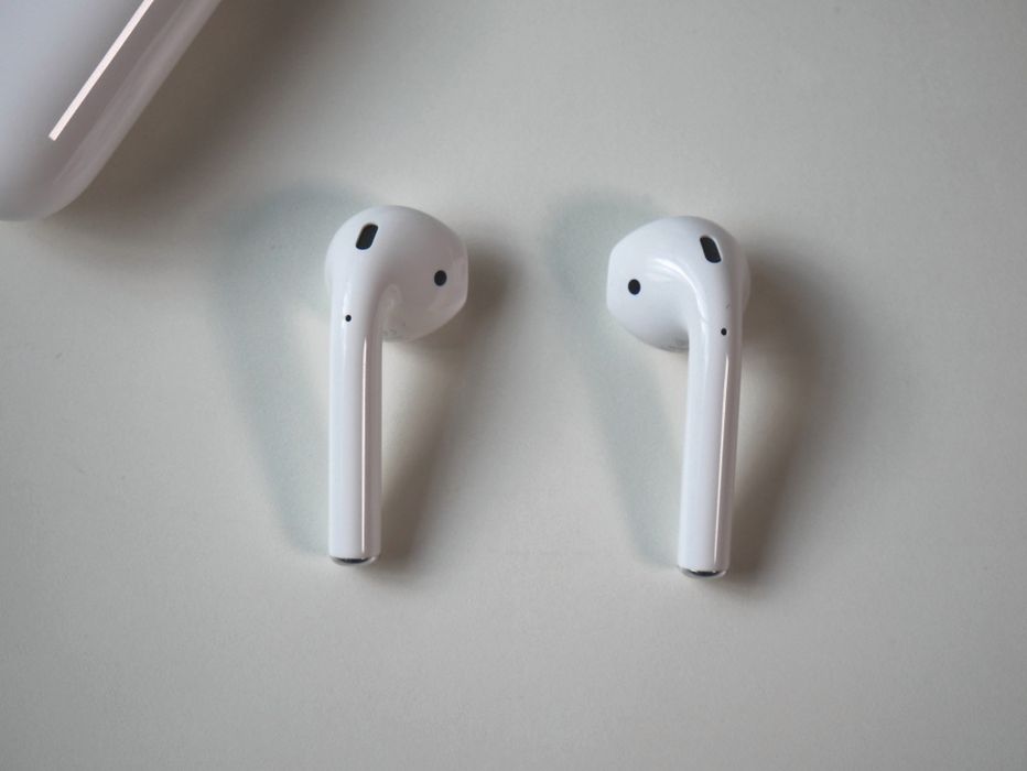 Наушники Apple AirPods 2, продам