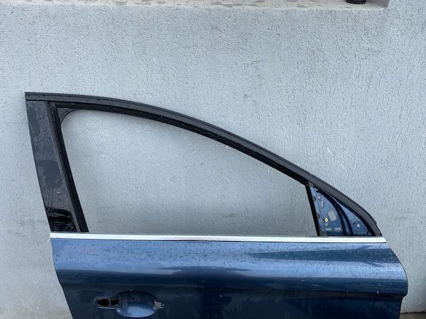 Usa dreapta fata Volvo XC60 2008-2017 31297128