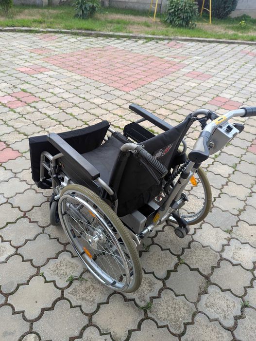 Carucior  electric City Hybrid , pliabil , incarcator si acumulator