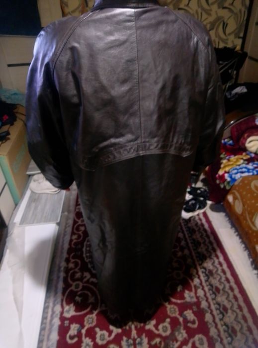 Срочно продам плащь кожаный норвежский все вопросы по ватсапп