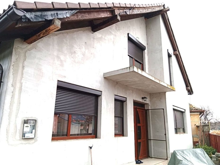 Vila de vanzare in Curtici
