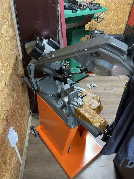 Лентоотрезна машина