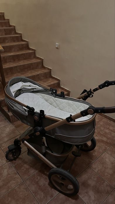 люлька (для новорождённого) коляска