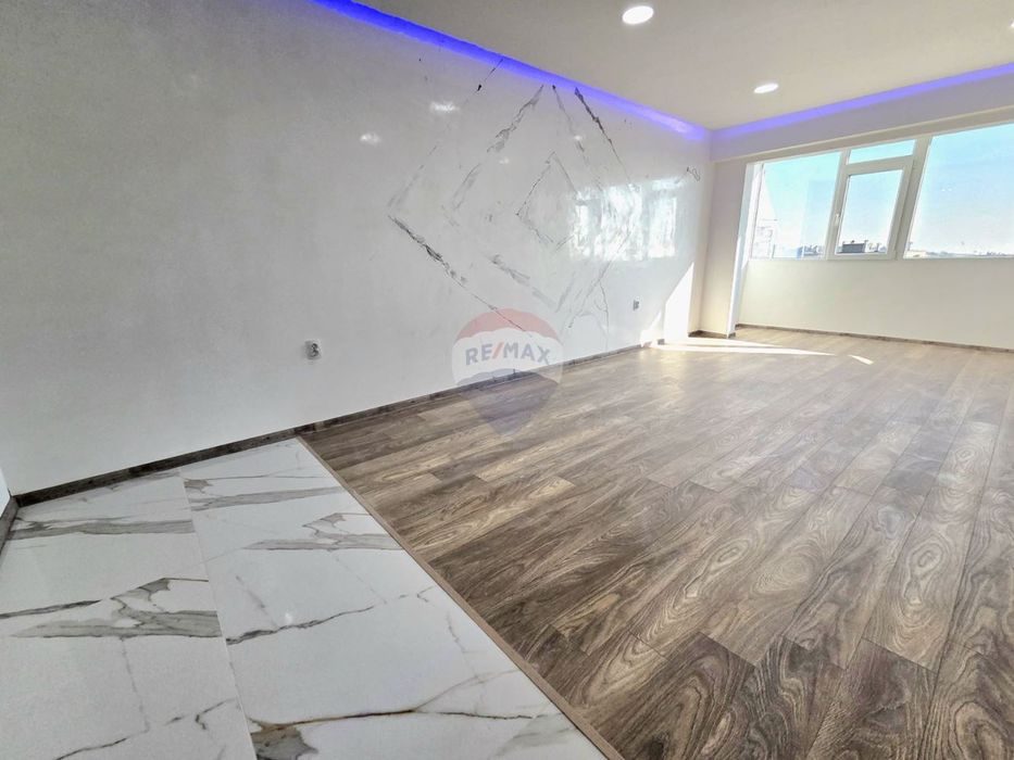 Апартамент с две спални, кв. Вл. Варненчик НК4434