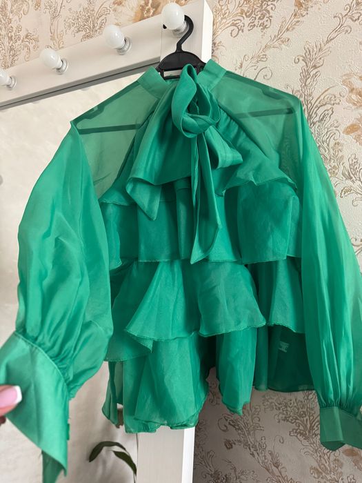 Женская одежда  с