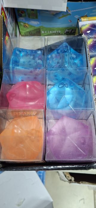 Dumpling Butter Squishy IceCube . Ridicare doar din Timisoara .