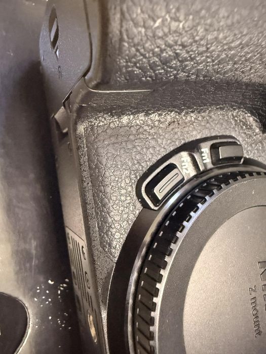 Nikon Z6 + 24-70 f/4S + Transcend 256GB CF Express B + четец + Godox V860II
