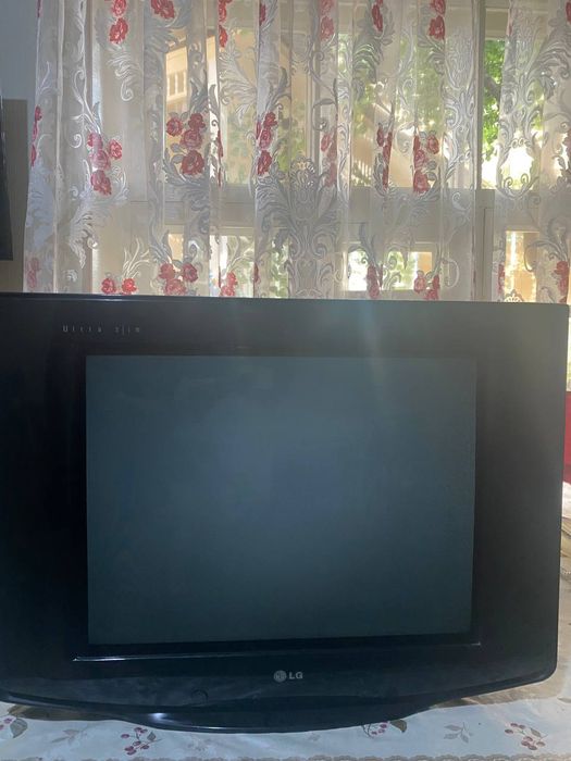 Televizor lg srochna