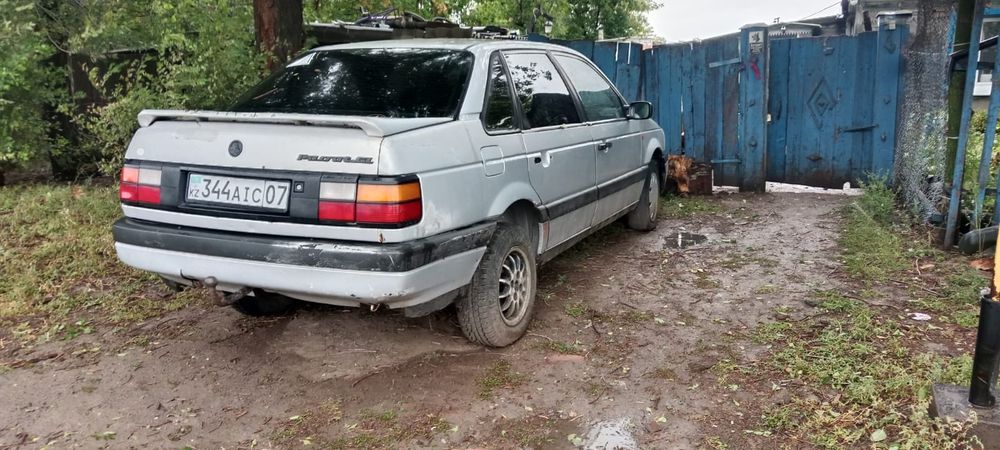 Продам автомобиль Passat B-3