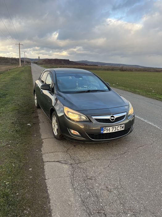 Vand opel astra j
