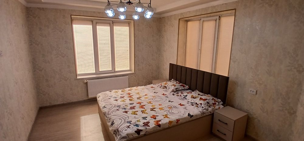 Tinchlik mexmonxonasini yonidan Sulton Saroy domidan 103.kv lik