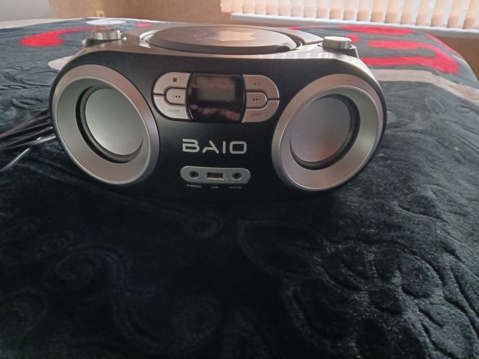 Продавам мини аудио система BAIO
