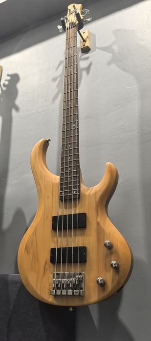Ibanez BTB 205 - бас гитара