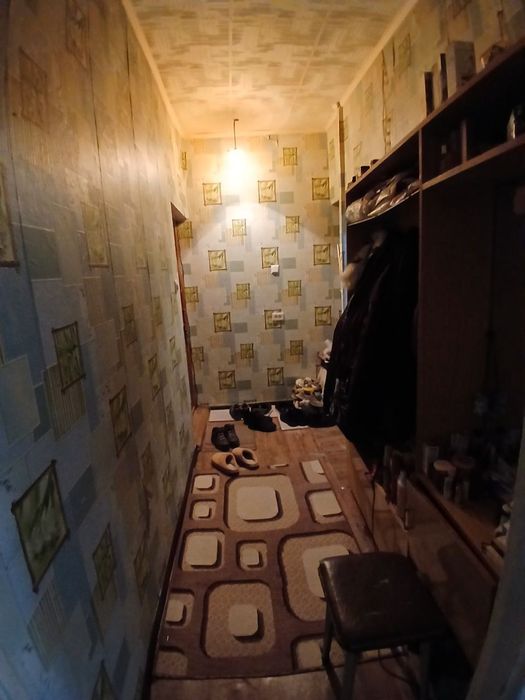 Продаётся 1/1/5  Мирзо-Улугбекский район массив Феруза