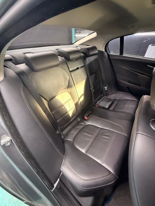 Jaguar XE 2.0 2016 automat