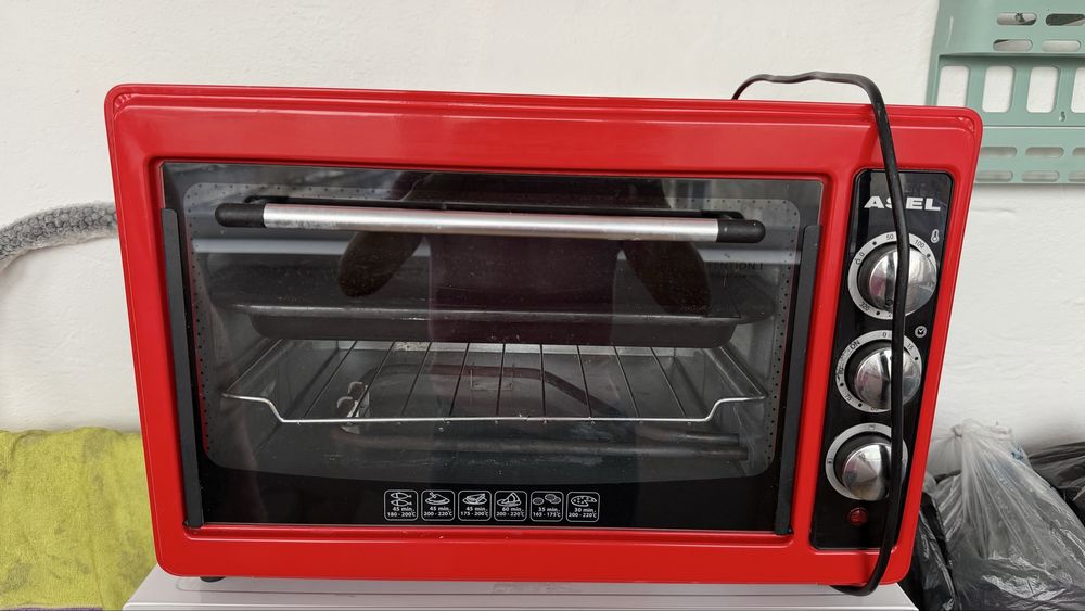 Продам Духовку Asel