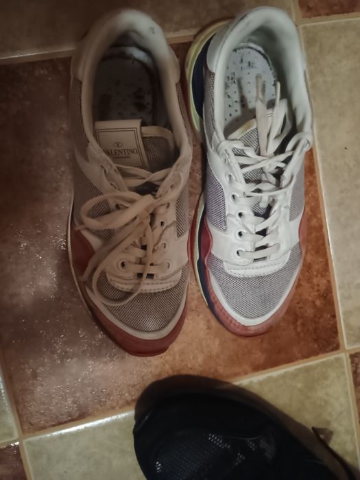 Естествен велур и естествена кожа дамски и мъжки спортни обувки!