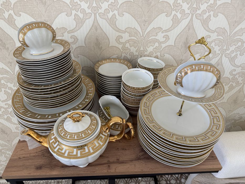 Продам набор посуды 12 персон