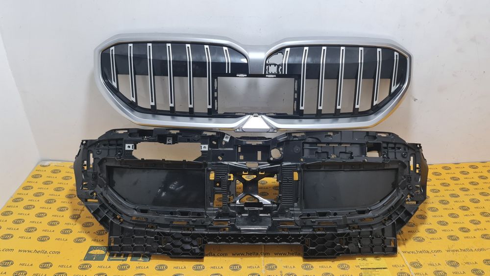 Grila masca radiator bara fata trager BMW 5 G60 G61 i5 G9x 5A1D079