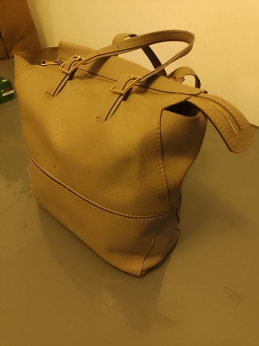 FURLA geantă dama din piele naturală ,purtata de câteva ori ocazional