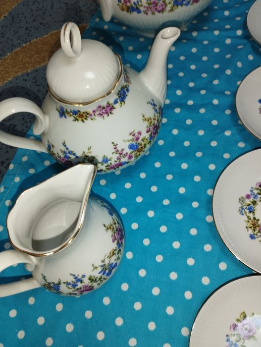 Продам посуду,чайный сервиз