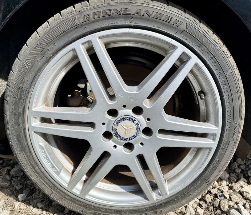 18 цола джанти Мерцдес AMG, с 4 гуми 245/40/18 дот 2023г