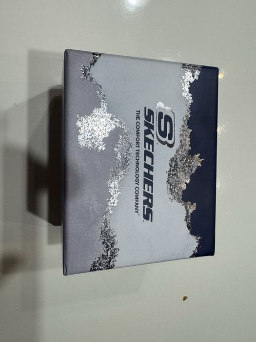 Дамсли часовник Skechers с 5 гривни - НОВ