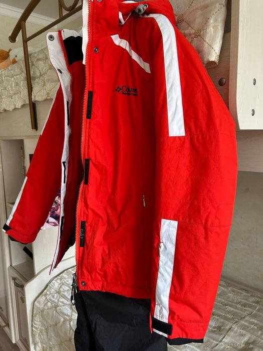 Продается лыжный костюм