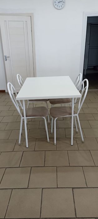 Столы новые в упаковке