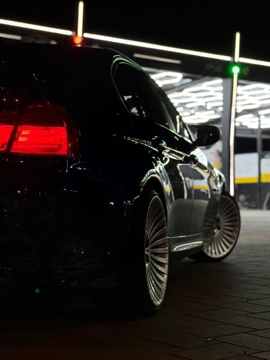 BMW Seria 3 2011 — imagine 5