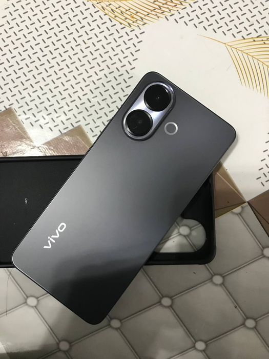 VIVO V60LITE 256gb
