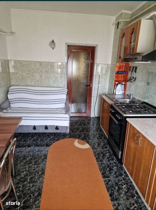 Inchiriez apartament 2 camere