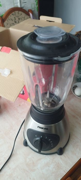 Блендер Nikai в хорошем состоянии