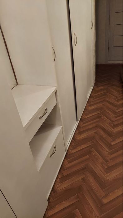 Отдам даром шкаф купе