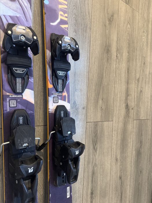 Schiuri  freestyle/all mountain Armada Arv 96