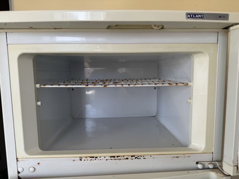 Продам холодильник ATLANT